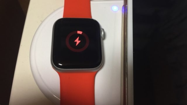 Apple Watchの充電中